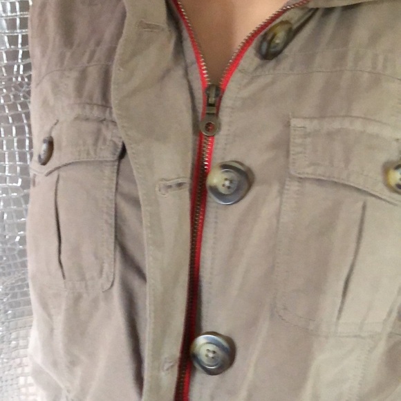 Old Navy size M hooded coat.  Worn once - Picture 6 of 11